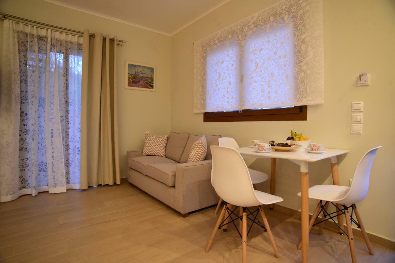 Nikoletta 4 Appartement Vlachopoulátika Buitenkant foto