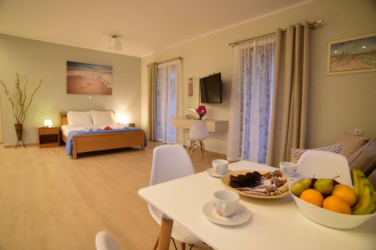 Nikoletta 4 Appartement Vlachopoulátika Buitenkant foto